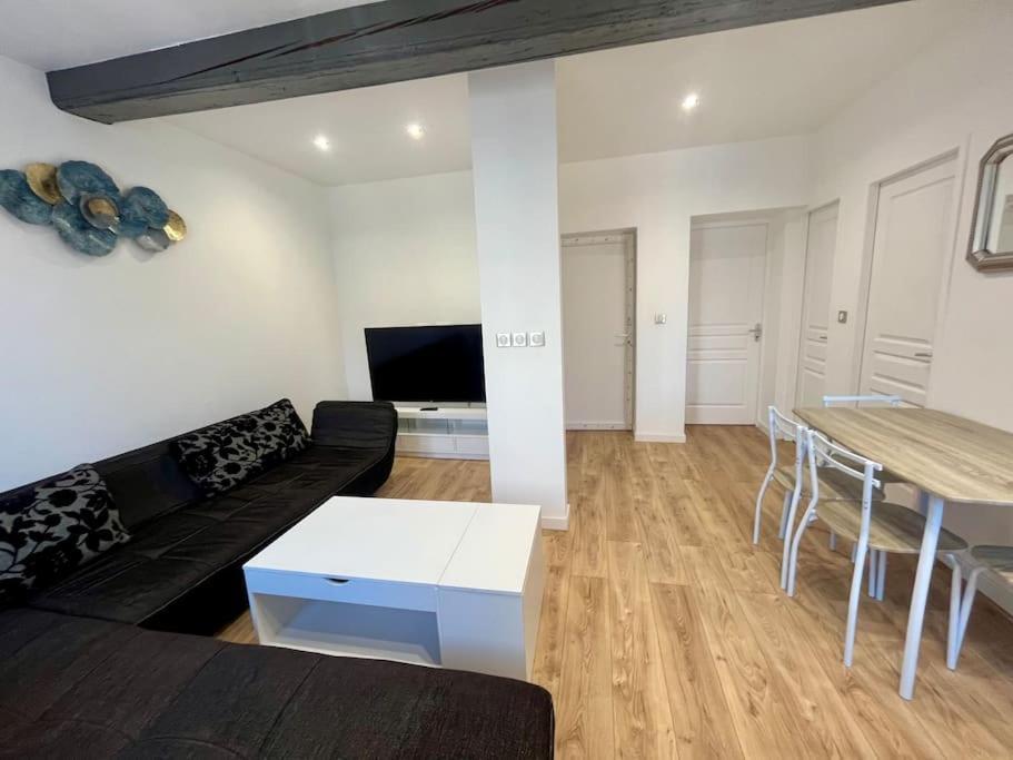 T2 Renove A 15 Min De Lyon Apartment Pierre-Bénite Exterior foto